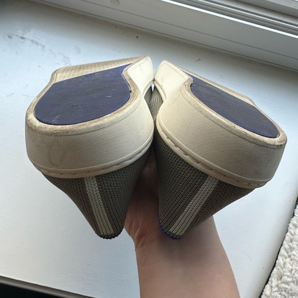 Rothy’s Thyme OG Slip on Sneakers 8.5 - Retired Color! - Picture 2 of 4